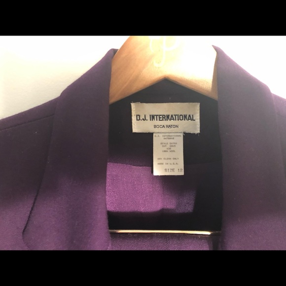 Woman’s Skirt Suit - Picture 2 of 2